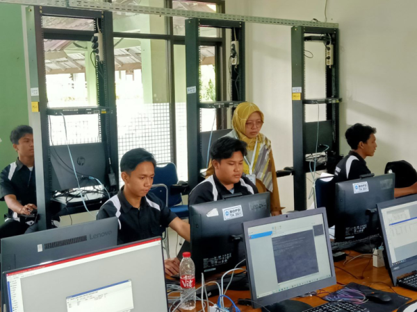 Teknik Komputer Jaringan dan Telekomunikasi